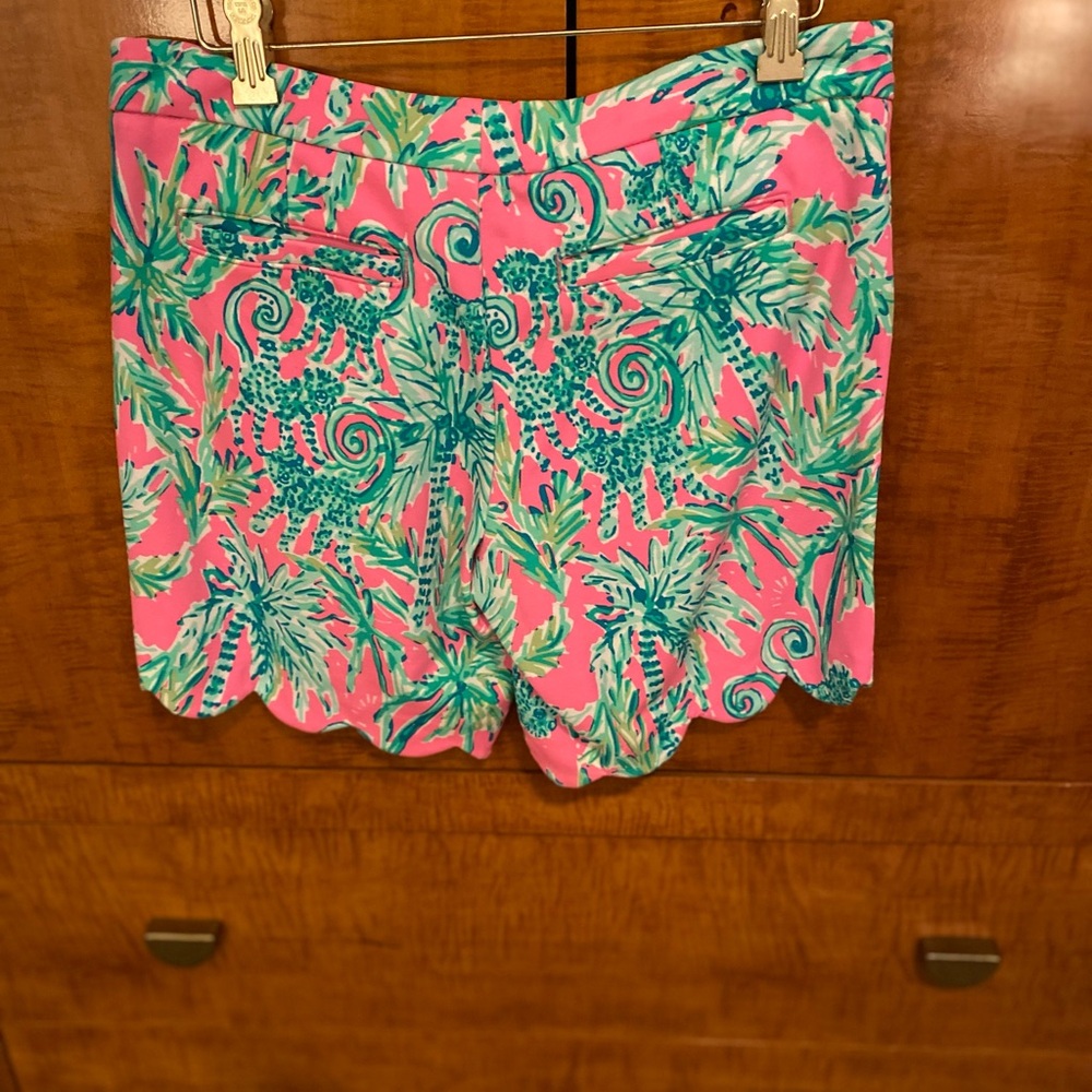 EUC Lilly Pulitzer Darci Prosecco Pink Darci Shorts - Picture 3 of 12